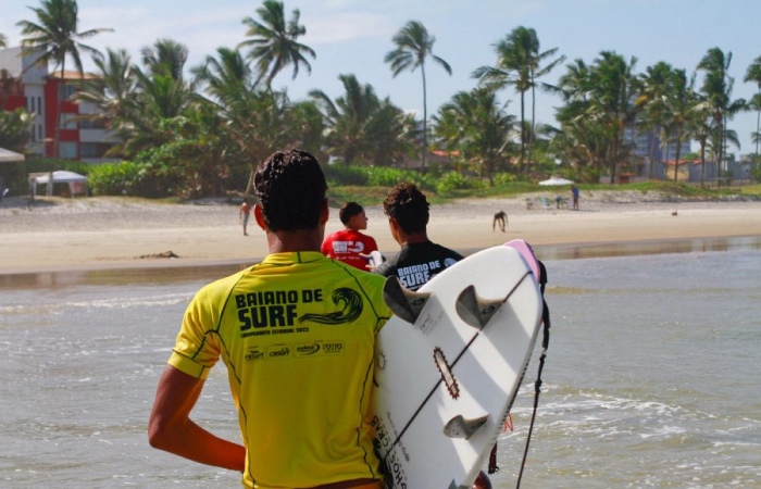 Competição reúne surfistas baianos em Ilhéus || Foto Pedro Monteiro